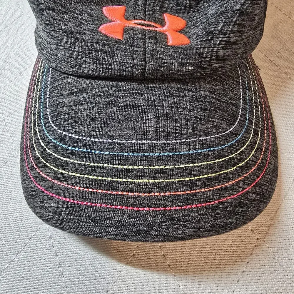 Under Armour Hat Cap Strapback Girls Gray Pink Adjustable Embroidered Logo Youth
